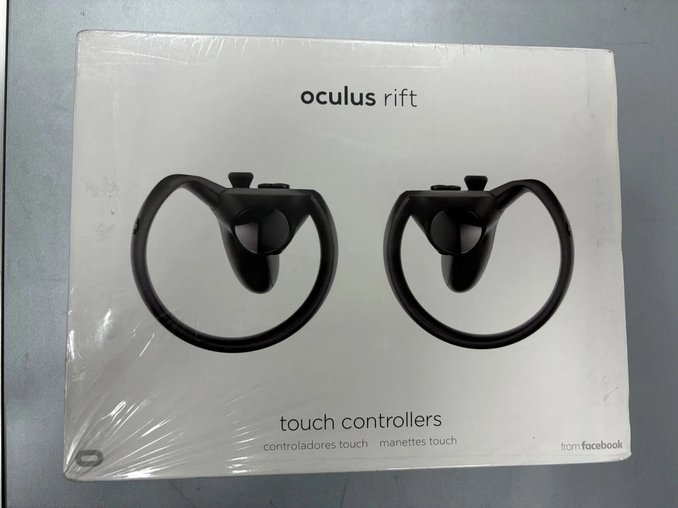 Brand New Meta Oculus Rift CV1 Touch Controllers-RIGHT&LEFT-Pair- FREE SHIPPING - Image 2 of 4