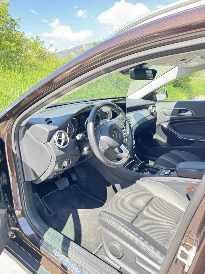 Der Winter kommt: Zu verkaufen Mercedes Benz GLA 250 / 4 MATIC - Bild 4 von 4