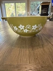 Vintage PYREX Green Casserole  Dish 442 1 QT Cinderella Bowl No Lid