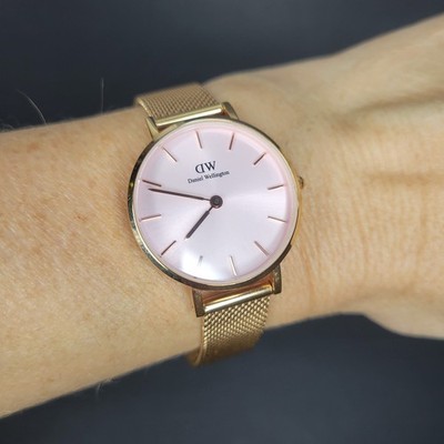 Daniel Wellington Petite Melrose Women's Watch Rose Gold / Pink Face