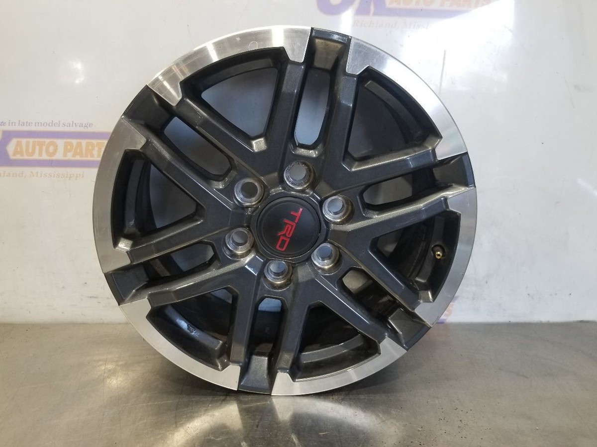 24 2024 TOYOTA TACOMA TRD SPORT 18X7-1/2 WHEEL 6Y SPOKES SEE