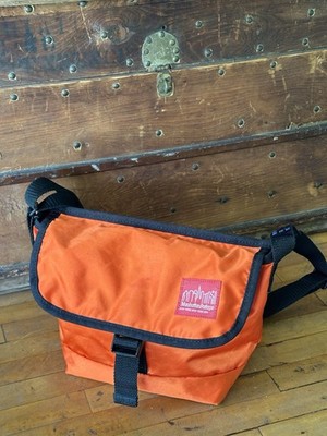 Manhattan Portage Cynthia Rowley Mini NY Messenger Bag.  Red Label.  Orange.