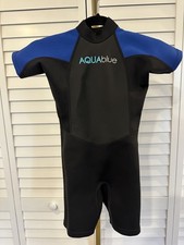 Youth 8 Wetsuit Short Sleeve, Shorts, Back Zip, Hidden Pocket black w blue