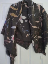 NWT Floral Scraf Gray Soft  Peasant Cottage Core Raw Hem OSFM