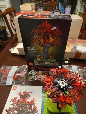 LEGO Ideas: Family Tree (21346)
