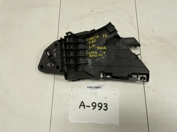 2012 VOLVO S60 REAR LEFT DRIVER SIDE POWER WINDOW MOTOR BRACKET OEM+ - Image 2 of 4