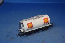 Hornby R020 Shell  Oil Tanker 500   (Excellent No Box)