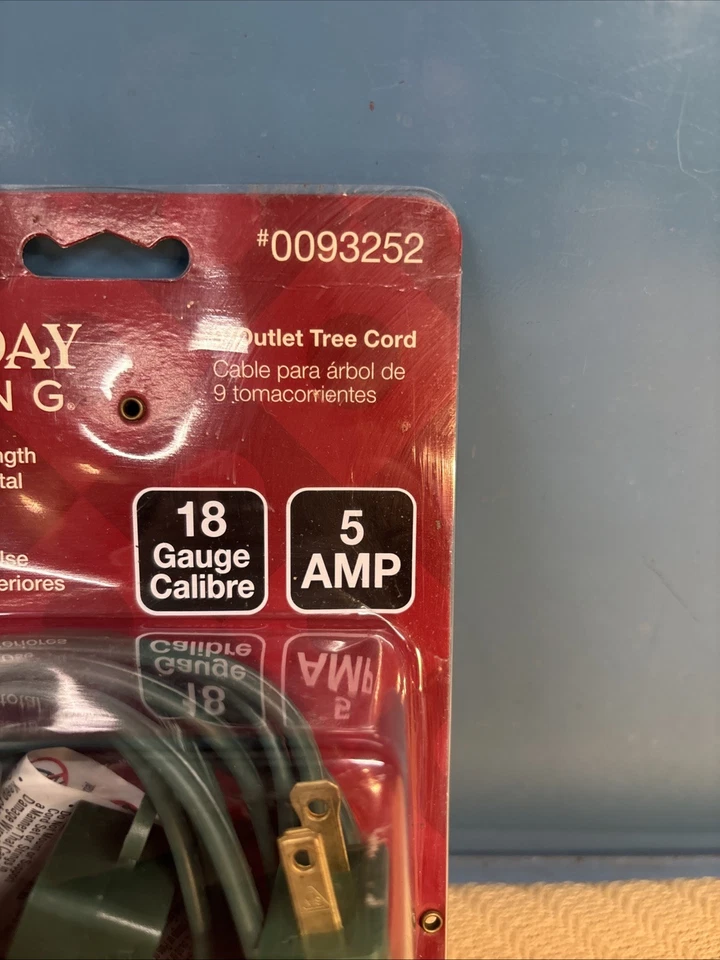 9 Outlet TREE CORD 12' Length Holiday Living 18 Gauge 5 AMP NEW 93252 - Image 3 of 4