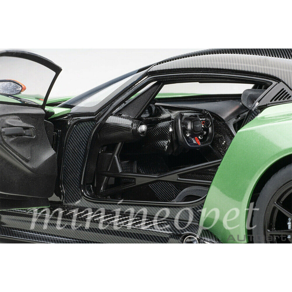 AUTOart 70263 ASTON MARTIN VULCAN 1/18 MODEL CAR APPLE TREE AUTOart 70263 ASTON MARTIN VULCAN 1/18 MODEL CAR APPLE TREE