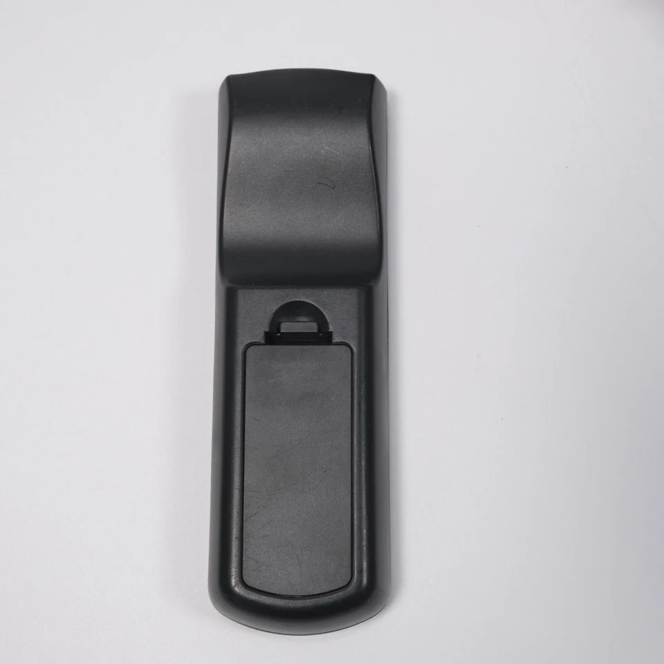 Optoma DS330 DAESNZGU Full 3D SVGA DLP HDMI Projector With Remote - Image 3 of 4