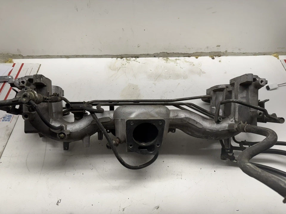 OEM 2000 2001 2002 Subaru Forester Impreza Engine Intake Manifold 14001AA951 - Image 3 of 4