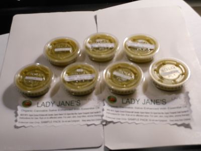 EMERALD TRIANGLE POTENT 1 OZ HERBAL PAIN RELIEF SALVE + LAVENDER ESSENTIAL OIL 