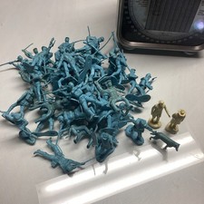 Vintage Lot of 46 Vintage Marx Blue Union Civil War Soldiers