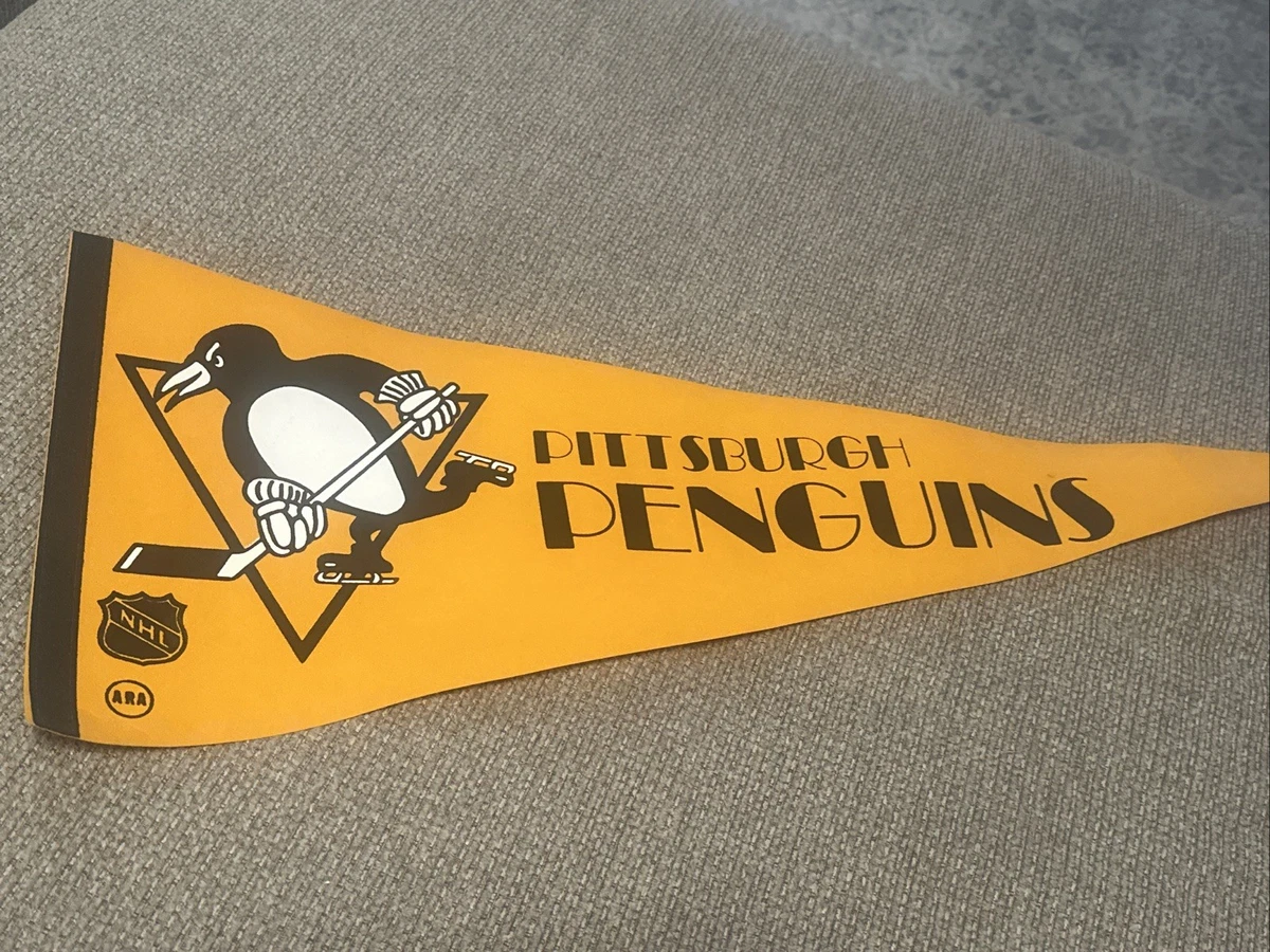 Hockey Pittsburgh Penguins Vintage Sports Pennants and Flags for