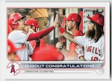 2022 Topps #416 Dugout Congratulations Ohtani BASEBALL Los Angeles Angels
