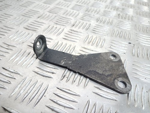 Volkswagen PASSAT B7 2014 Halterung Kraftstoffpumpe 03L145533A Diesel UST61521