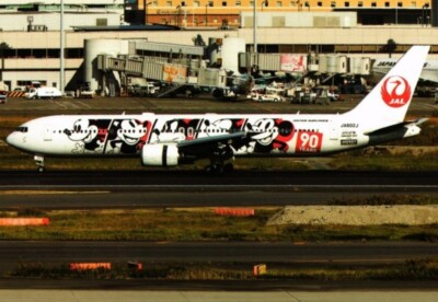 JAL B767-300ER Years of Mickey Mouse 【公式通販】