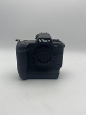 Nikon D1X 5.3 MP Digital SLR Camera - Body Only - VAA109EM/25205PDP (25211)