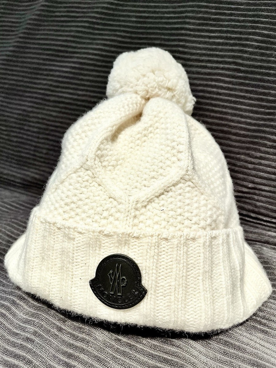 Moncler Women's White/Cream Pom-Pom Beanie UK