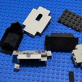 LEGO 6077 Forestmen's River Fortress Minifigures And Partial Set ~90%