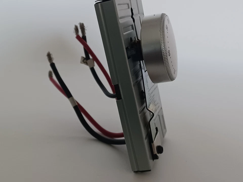 Dr. Infrared Heater DR-001 Wall Thermostat 4 wires single or Double poles 120... - Image 4 of 4