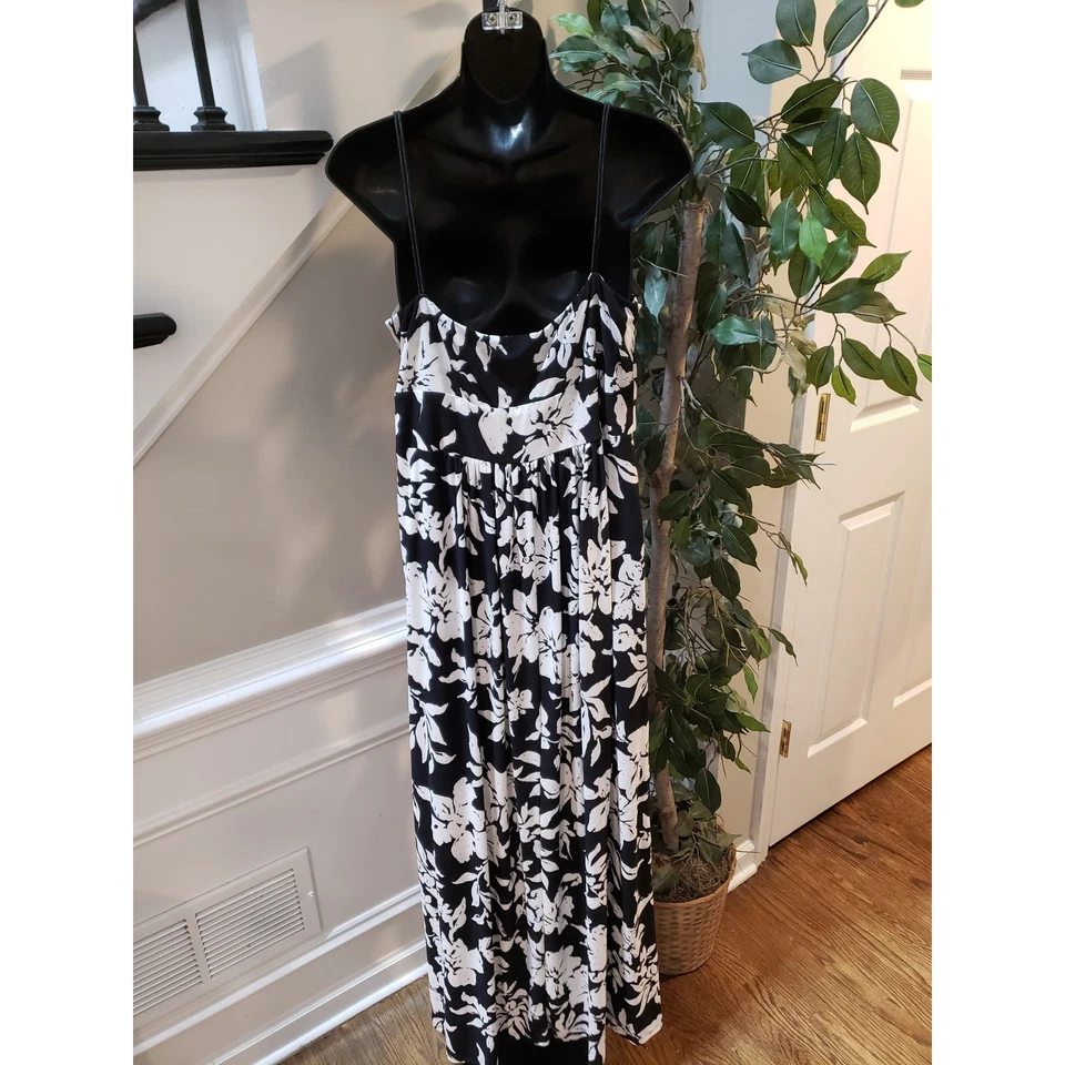 Maxi Vestido Largo American Living Para Mujer 14 Negro Blanco Floral Correa de Espagueti Foto 4 de 4