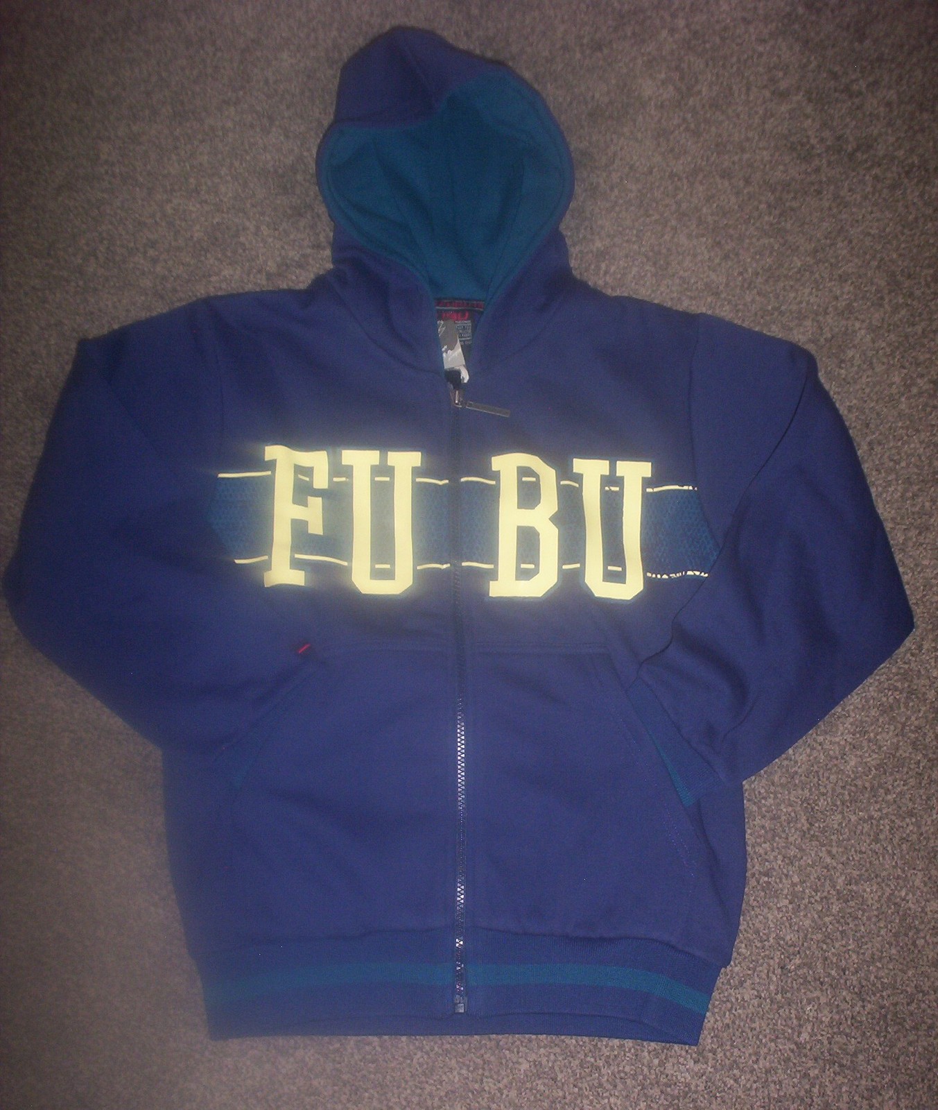 Picture 1 of 1
