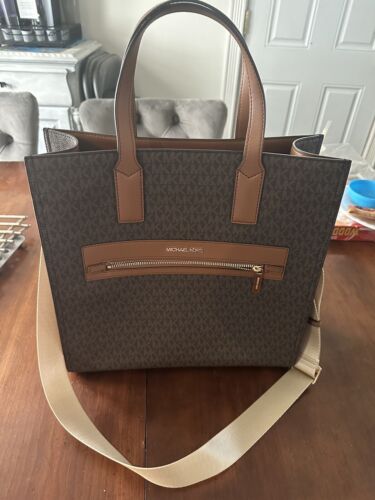 Michael Kors Kenly Large Tote Bag MK signature NEW - Picture 1 of 7