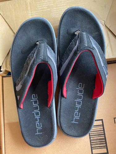NEW Hey Dude Flinn Flip Flops Sandals 