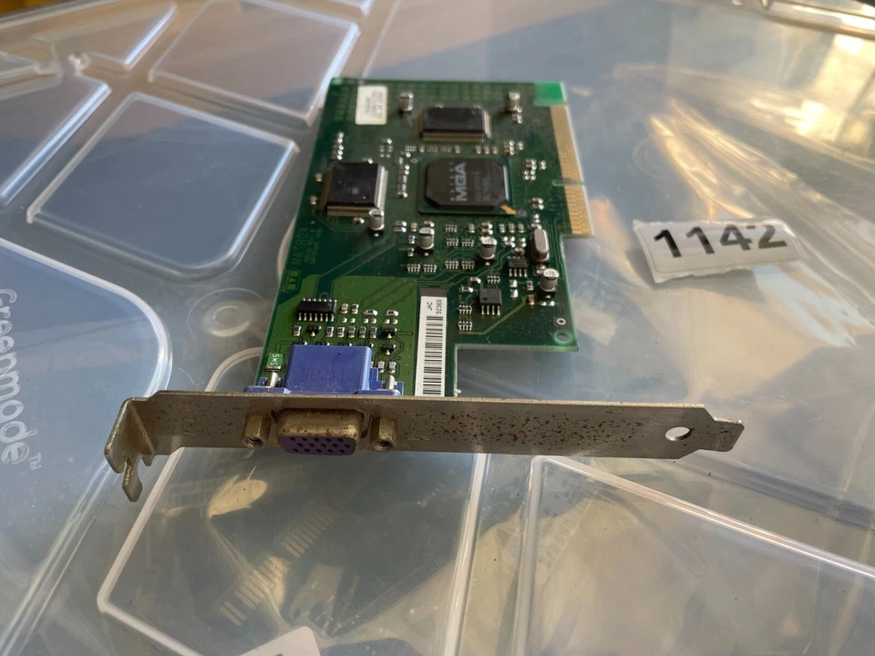 Vintage Matrox MGA G100A-E  4MB SGRAM AGP video graphics card - Image 2 of 3