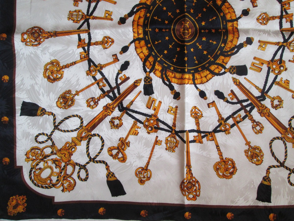 Foulard En Soie 100% Vintage BARTOLDI - 86x86 Cm - Beige Poudré - Occasion Élégant
