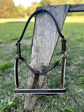 Leaders 3/4 Brown Leather Halter with White Leather Piping for Horse