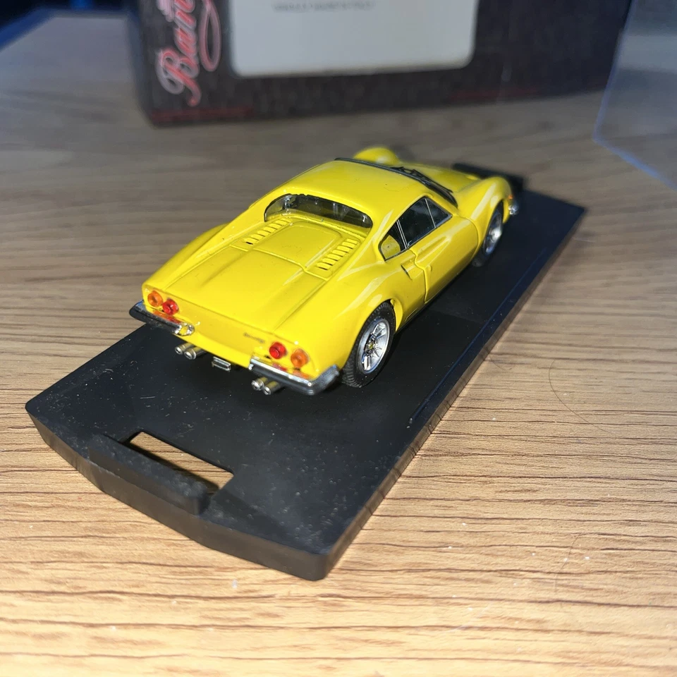 FERRARI DINO 206 STREET 1967 Jaune BANG 7181 1:43 léger défaut sur le capot C7 - Photo 3/4