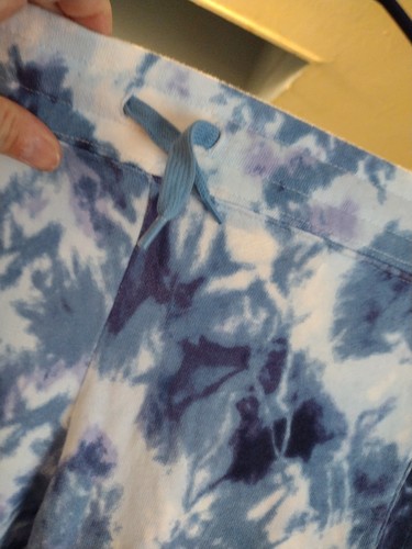 Old Navy Lounge Jogger Pants Girls Size Large 10-12 Blue Tie Dye Pockets NWT - Picture 3 of 5