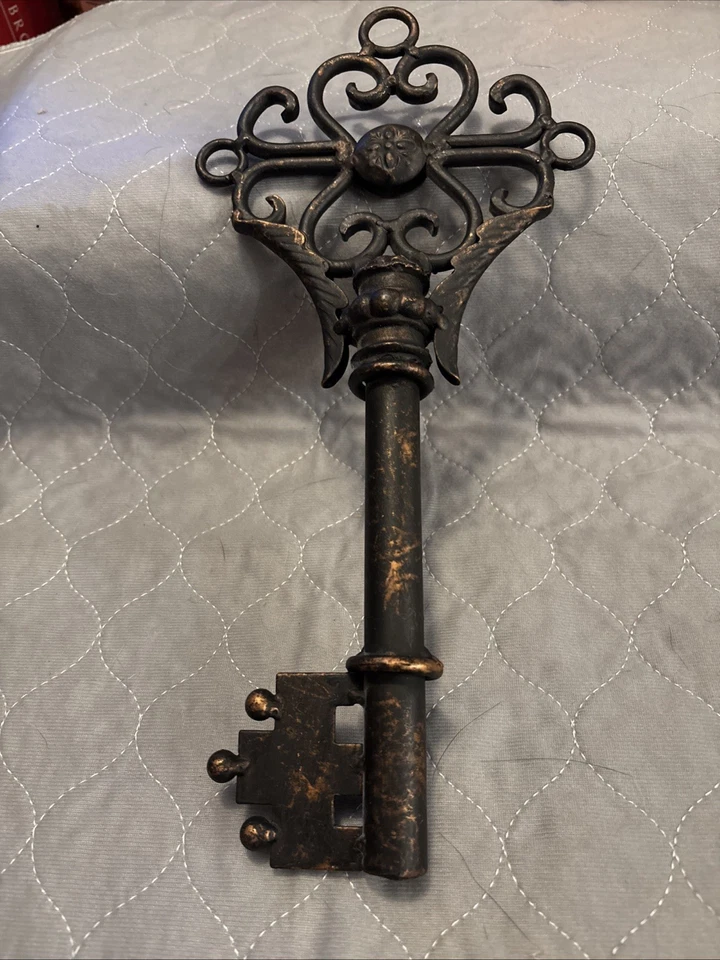 Llave Esqueleto Steampunk Decoración Pared Hierro Color Negro 13" Pared Galería Decorativa Foto 4 de 4