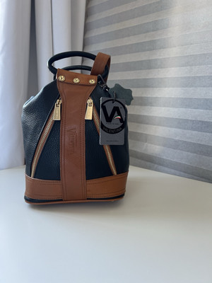 VALENTINA Blue and Brown Leather Backpack. Made in Italy VALENTINA Made in Italy GENUINE Leather Cinnamon Brow… - Gem main image 3