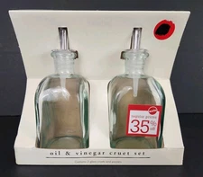 New in Box Pier 1 Imports Oil & Vinegar Clear Glass Kitchen Cruet Set