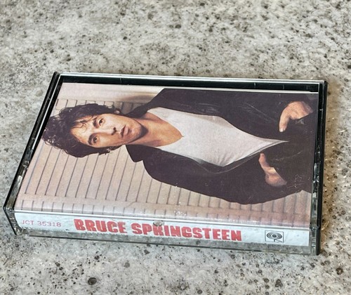 Vintage 1978 Bruce Springsteen Darkness On The Edge Of Town Cassette Tape - Picture 2 of 6
