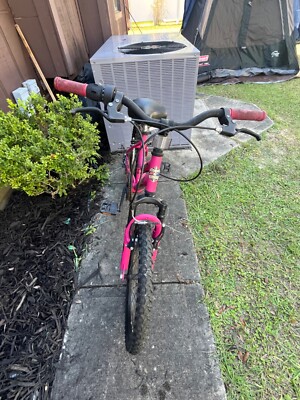 BCA 92065 20 inch Crossfire Girl's Mountain Bike Pink