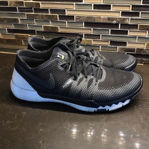 nike free trainer flywire