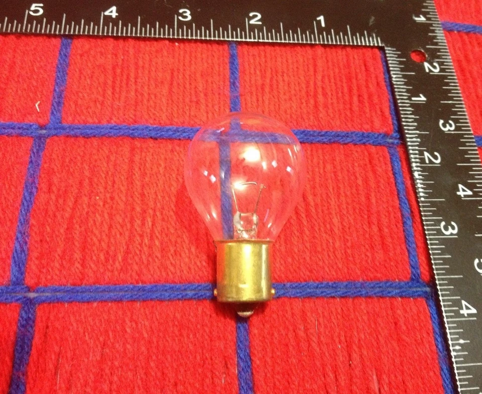 NEW 25 watt 10 volt 25s11/4sc railway signal light bulb 25w SCB 10v bayonet S11 - Image 4 of 4
