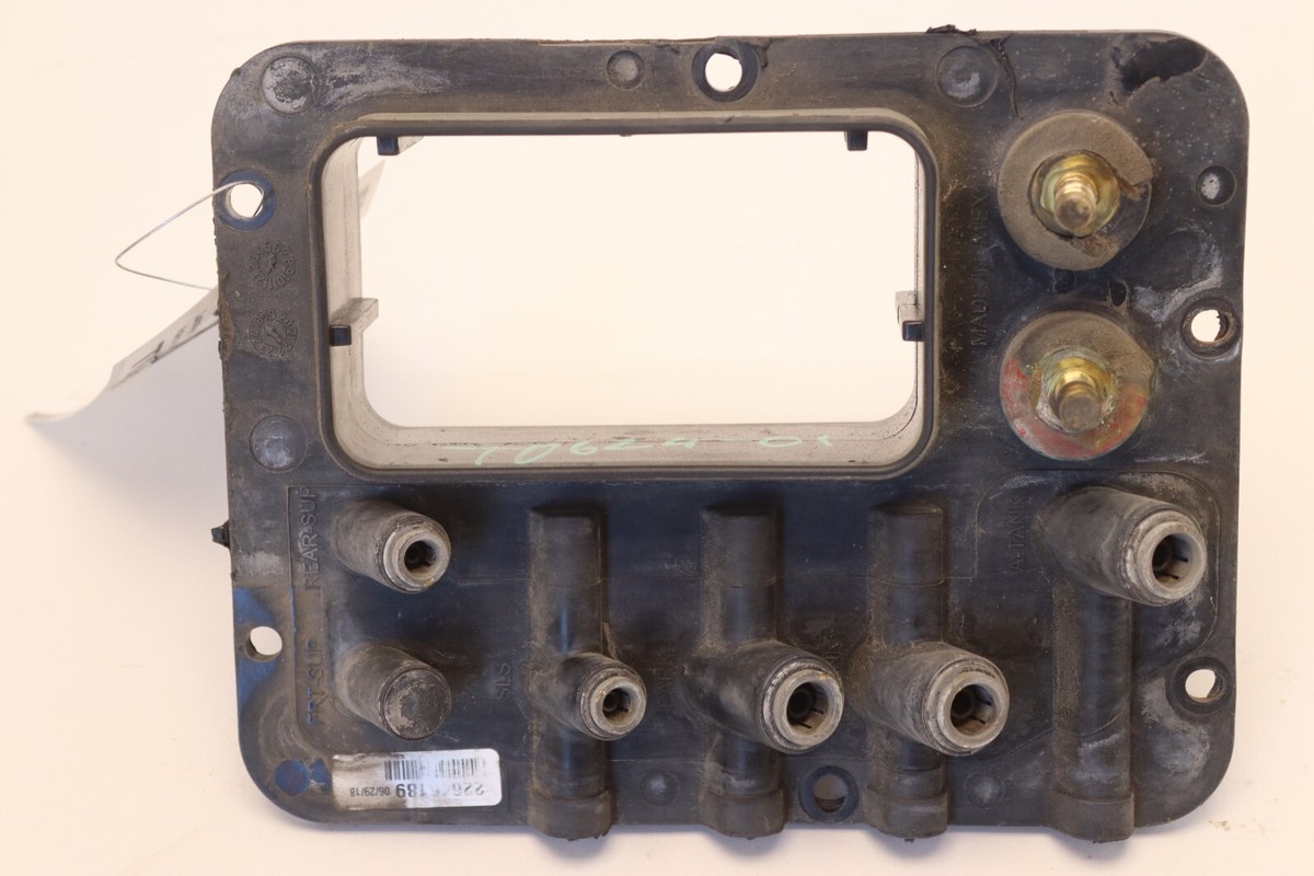 2019-2023 VOLVO VNL 760 D13 DIESEL AIR MANIFOLD VALVE 22646189 OEM