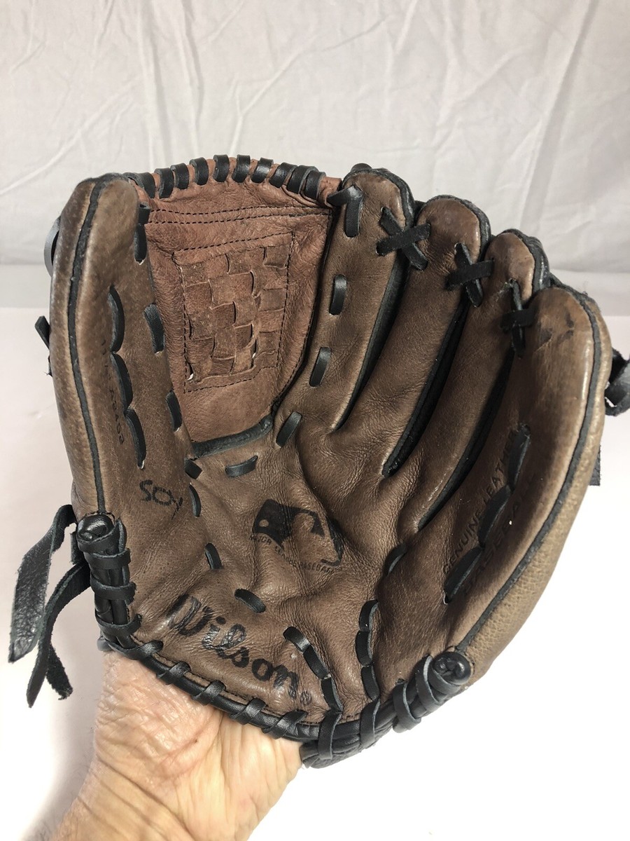 Gant Baseball Wilson A2452 11.5 Pouces - Cuir Véritable, Lanceur Droit, Occasion