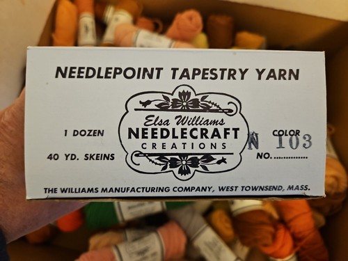MIXED LOT OF 108 Skeins Elsa Williams TAPESTRY WOOL YARN DK 40 Yds Each USA MNF - Picture 5 of 7
