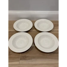 Oneida Wicker 9” Bowls Set Of 4 White Stoneware Dishwasher Safe