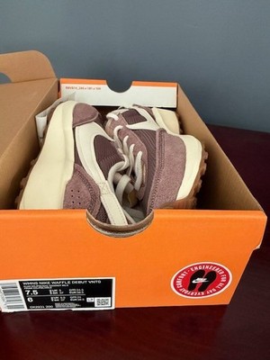 Size 7.5 - Nike Waffle Debut Vintage Plum Eclipse Sail Coconut Milk