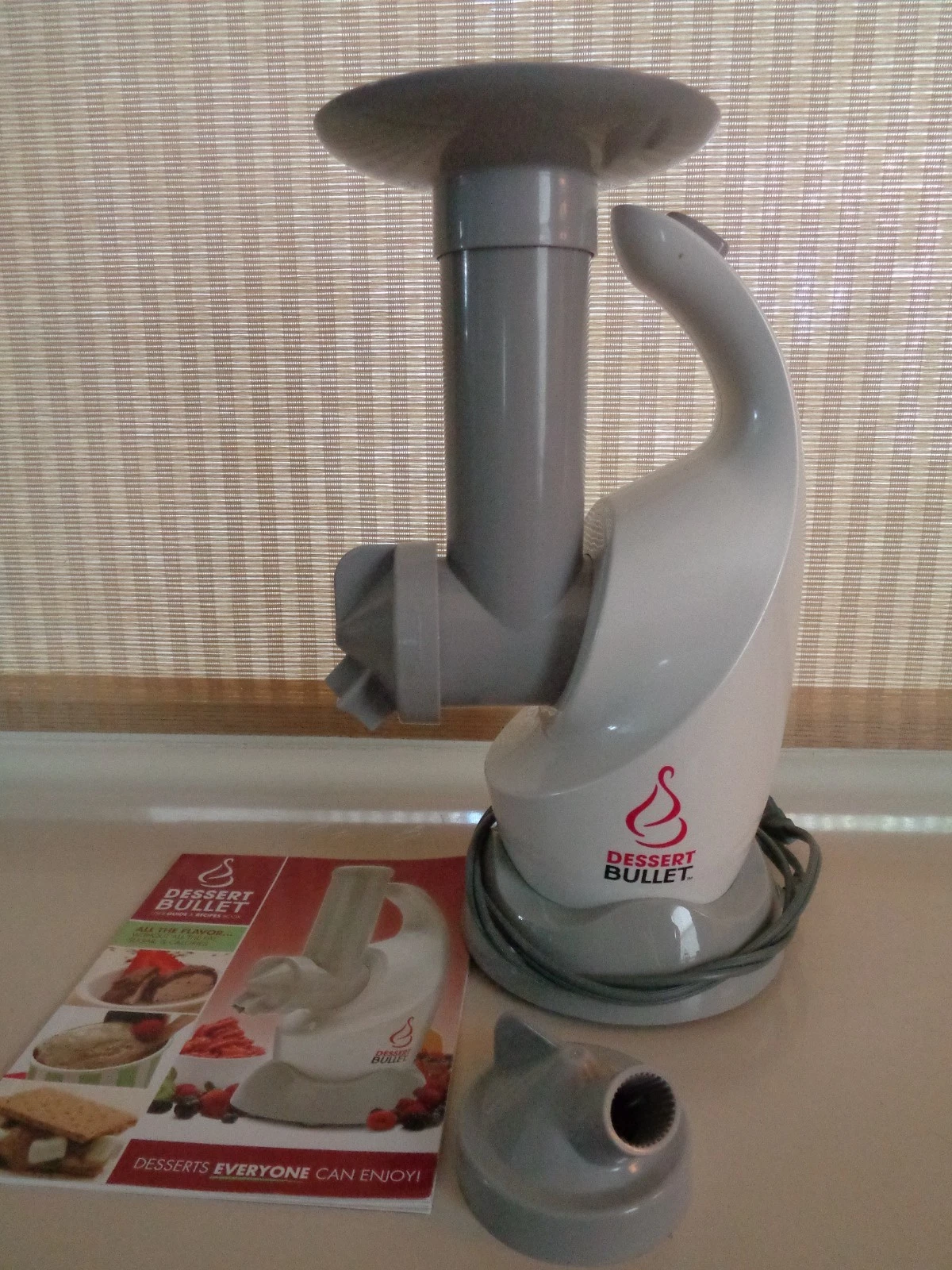 Magic Bullet DB-0101 Dessert Bullet Blender Frozen Dessert Maker.