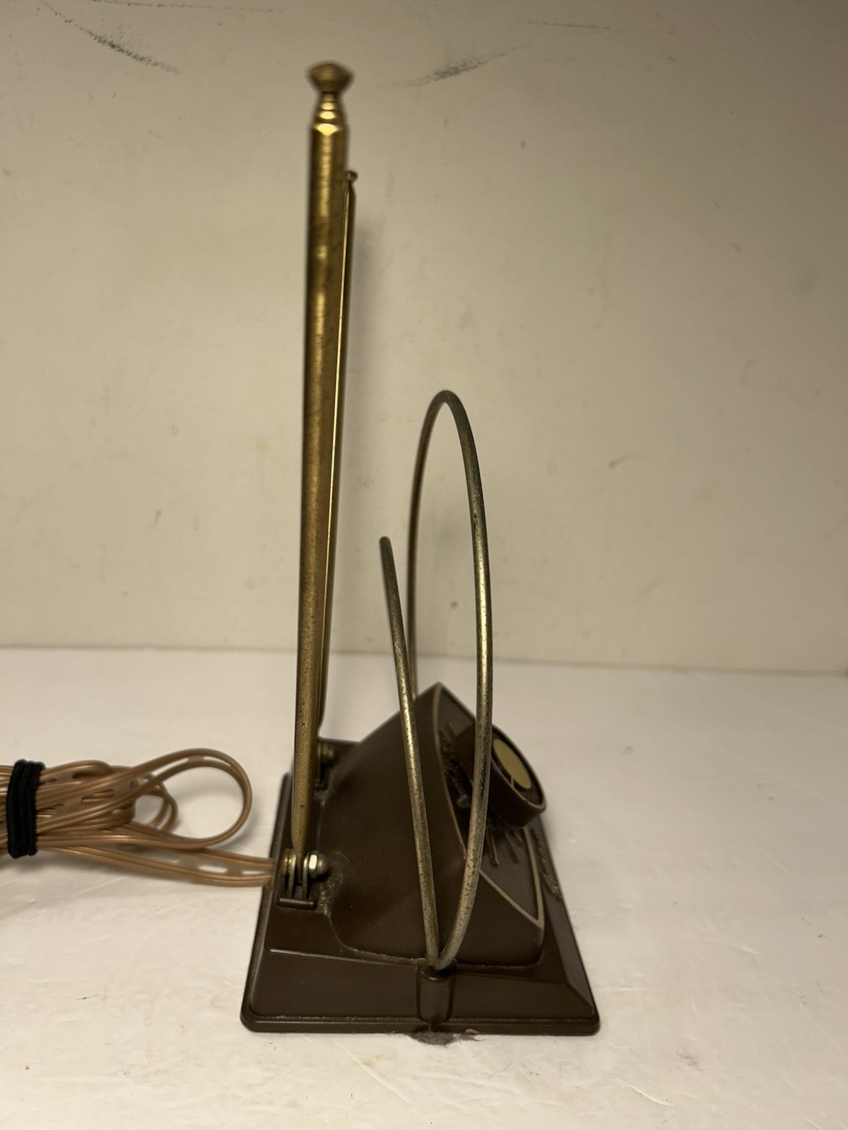 Rembrandt TV Vintage Antenna Art Deco Atomic Age Rabbit Ears MCM VHF UHF FM