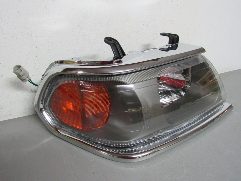 Faro lateral derecho mitsubishi montero sport 2000 2004 Foto 2 de 4
