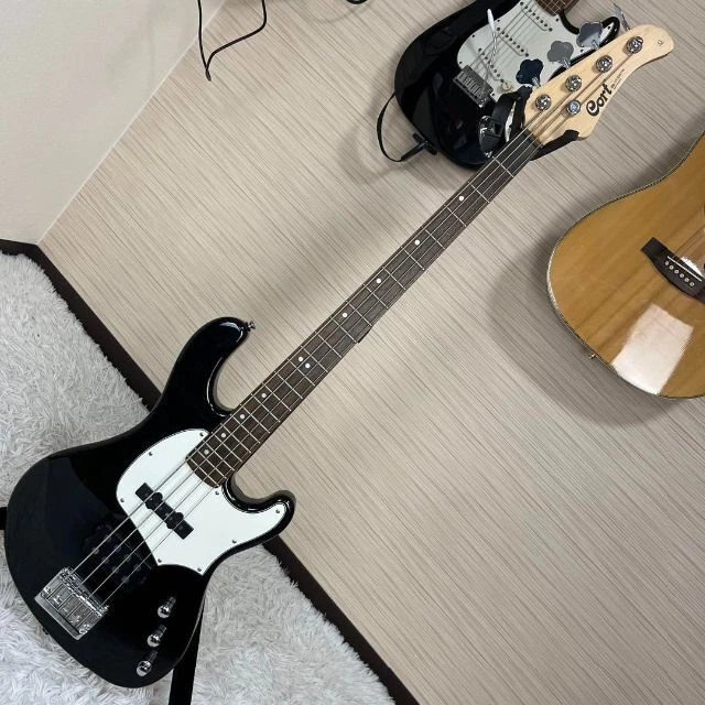 Electric Bass Guitar Cort GB 34 A Black Color S/N 070646746